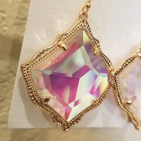 NWT Pretty Kendra Scott Drop Earrings in Rose Gold - Picture 3 of 4